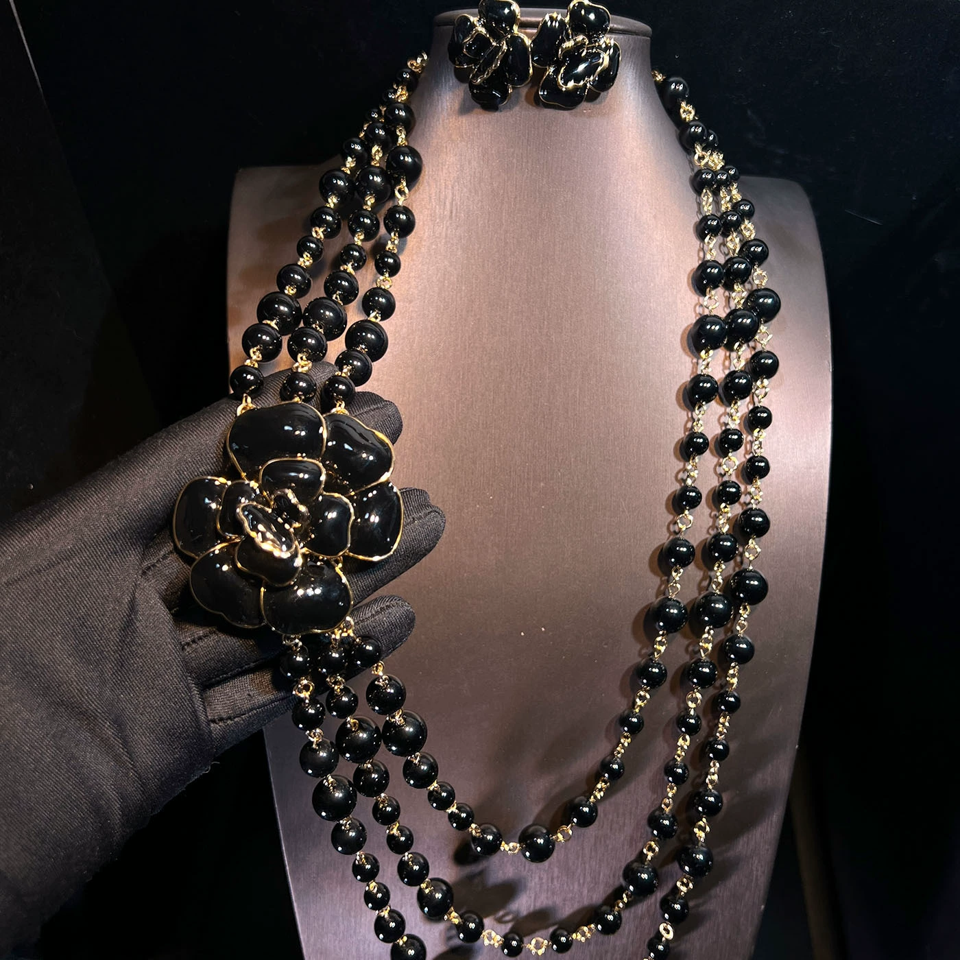 Vintage Floral Long Necklace & Earrings